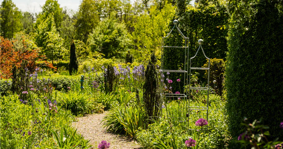 Structure in the flower bed